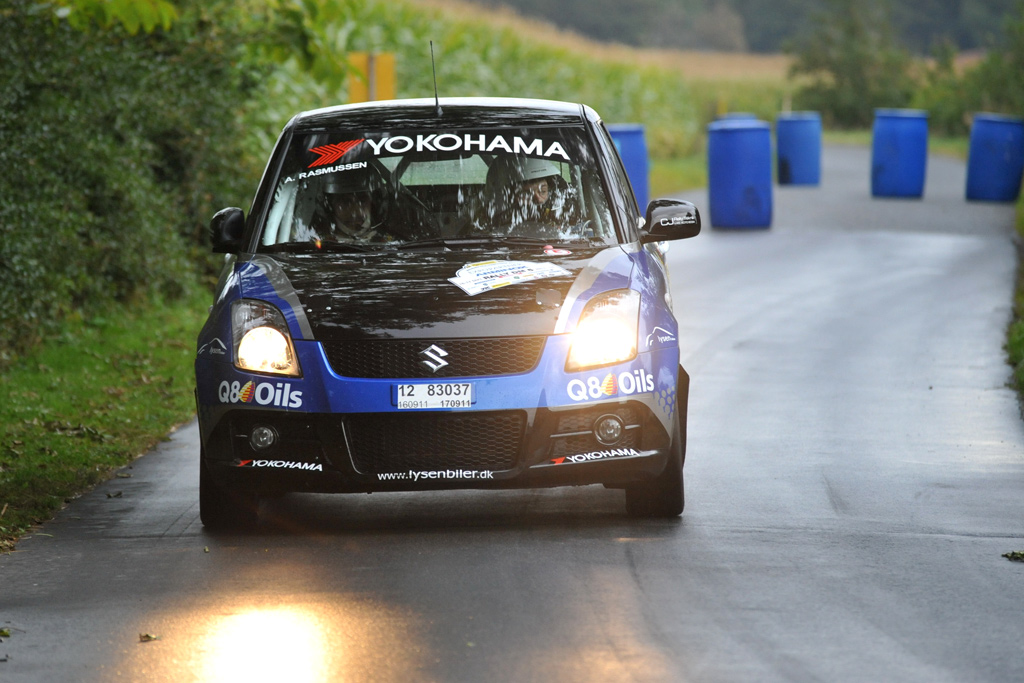 Anders Rasmussen og Peter Petersen kører deres andet løb.
(Foto: Suzuki Motorsport)